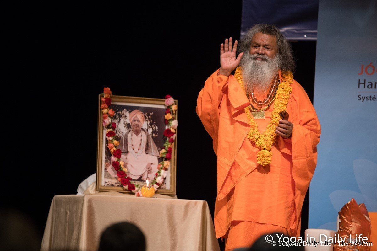 6.1. vishwaguruji blessing mahaprabhuji wm