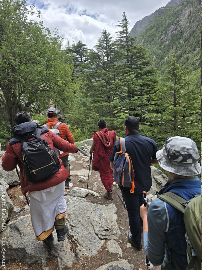 6.1. 20260603 1.day from gangotrija to 1. camp chirbasa wm